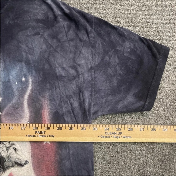 Vintage The Mountain T Shirt Mens XL Patriotic Wolves Howling Blue Tie Dye 2013 - Picture 5 of 9